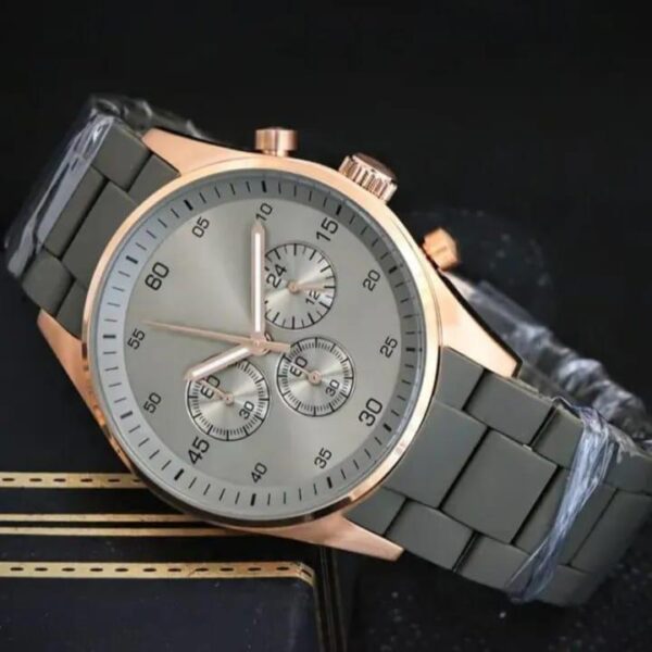 men's movement: quartz, water resistant watch