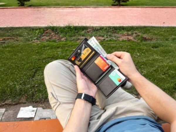 men's leather wallet