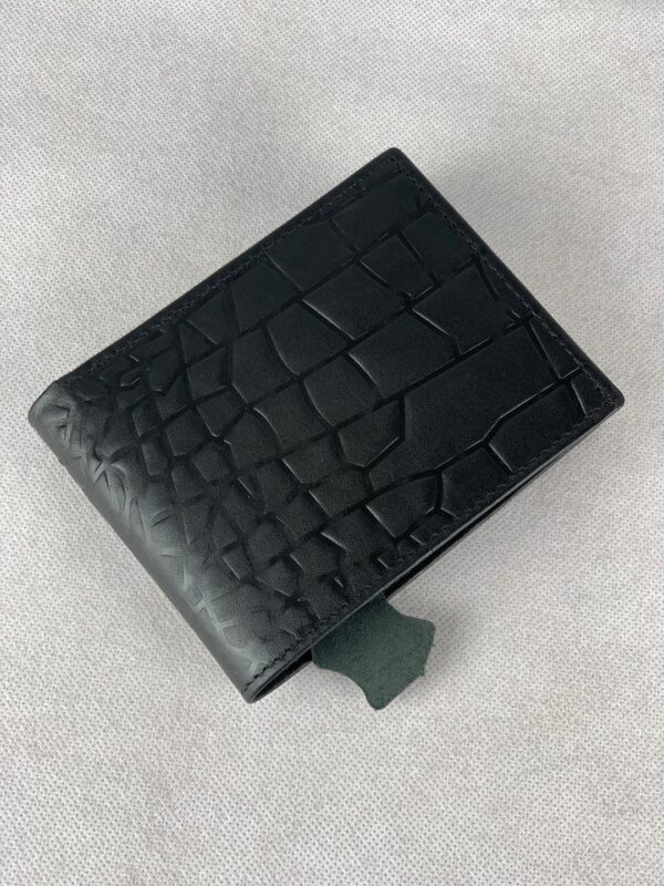 stylish men's leather bi fold wallet | pocket friendly size | 1 pc