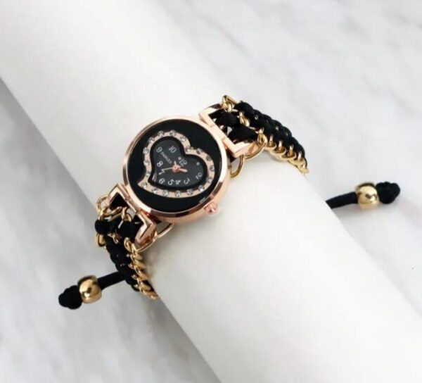 stylish women's quartz heart watch with chain strap 1 pc