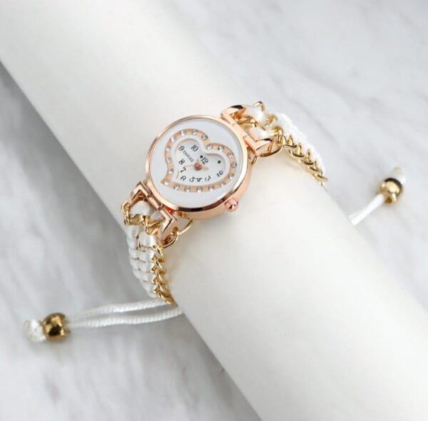 stylish women's quartz heart watch with chain strap 1 pc