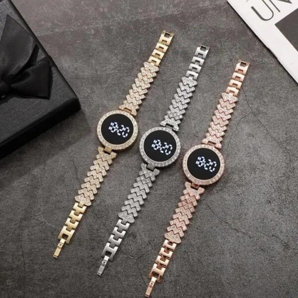 women's battery operated, water resistant watch